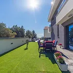 Villa Shaula By Guide