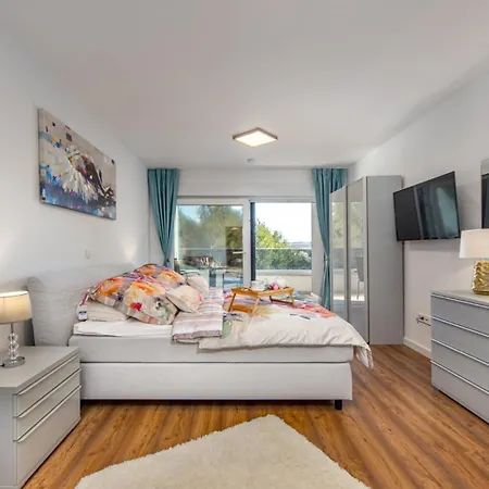 Vila Shaula By Guide