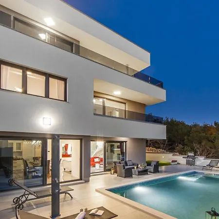 Vila Shaula By Guide