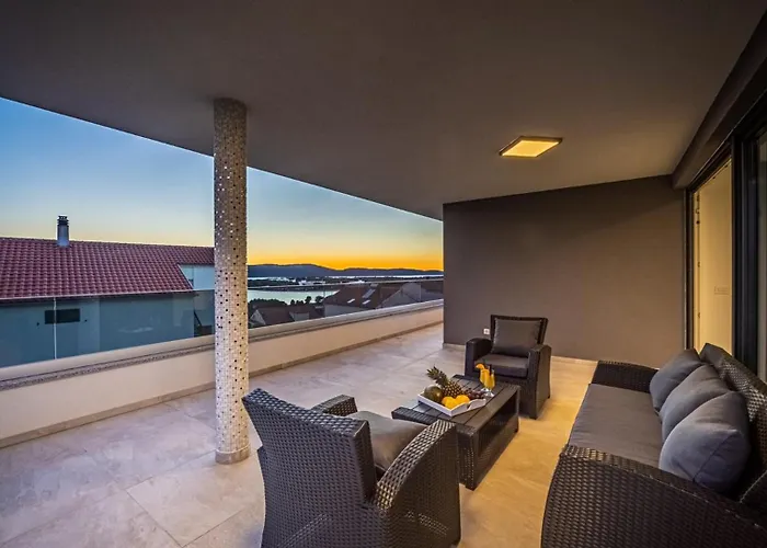 Shaula By Guide * Szybenik