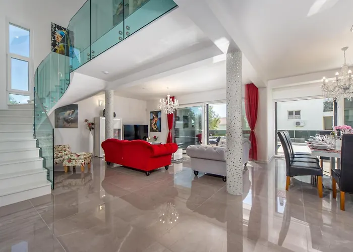 Willa Shaula By Guide *