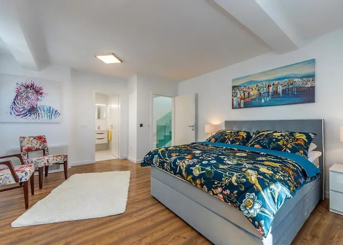 Shaula By Guide * Szybenik