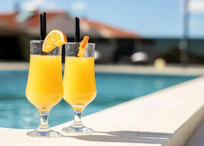 Willa Shaula By Guide